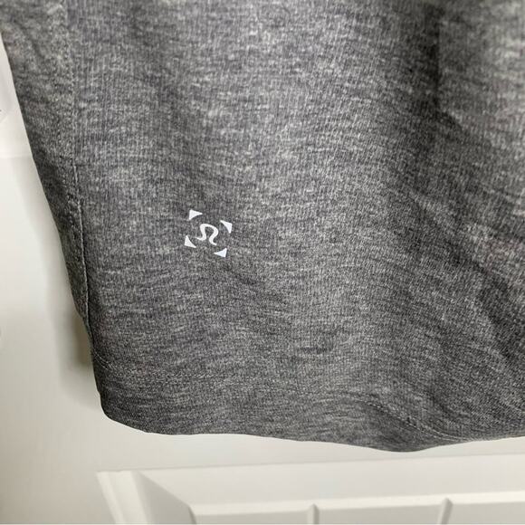 Lululemon THE Shorts 11 inch unlined heathered gray size medium men's training - Picture 4 of 6